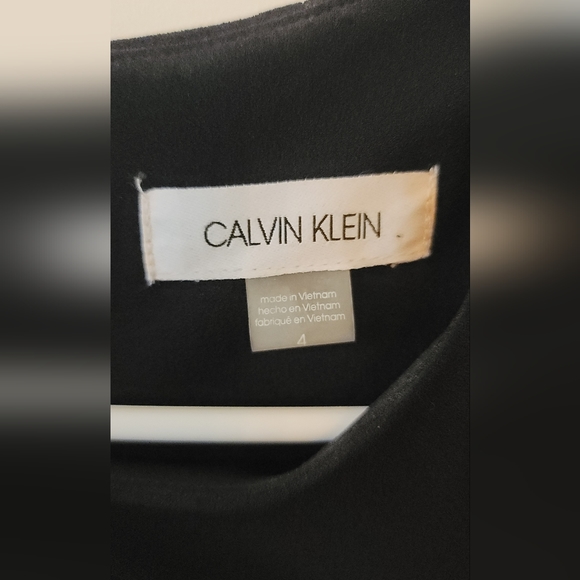 Calvin Klein black dress with gold zipper - Picture 4 of 4